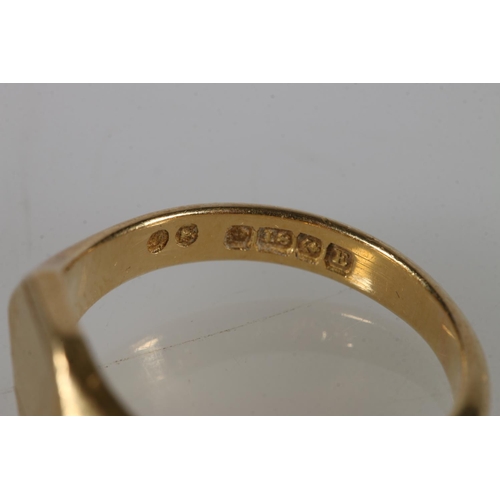 116 - Gents 18ct gold signet ring, 6.42g.