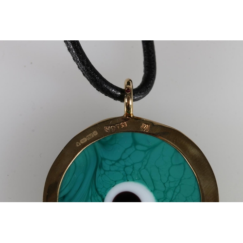 122 - Elena Votsi (Greek b1964), a contemporary 9ct gold mounted ceramic pendant, the reverse stamped 'VOT... 