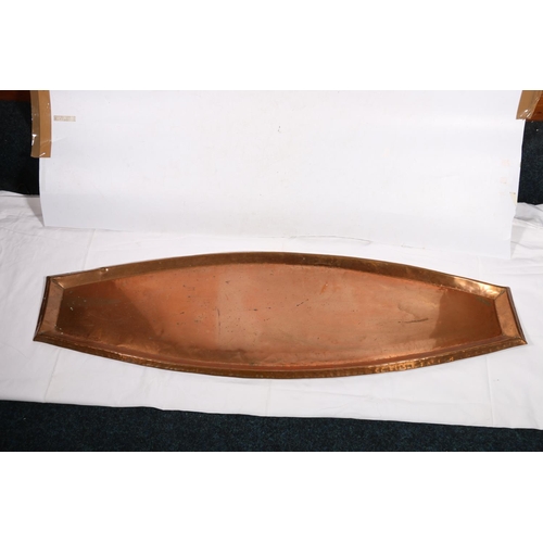 372 - Salmon serving copper tray with raised edges and cut sides, 110 x 33cm.