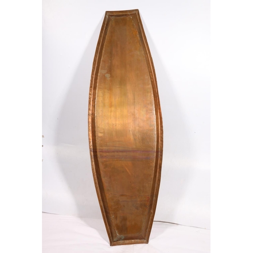 372 - Salmon serving copper tray with raised edges and cut sides, 110 x 33cm.