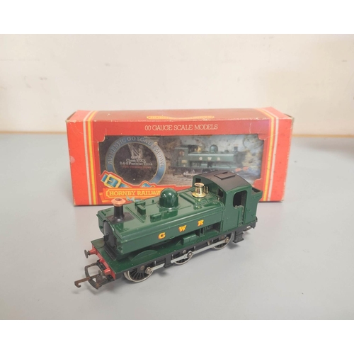 131 - Hornby Railways. Four boxed 00 gauge models to include BR 'Britannia' Class 7P6F 4-6-2 steam locomot... 