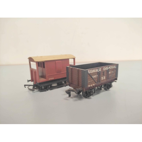 133 - Box of 00 gauge goods wagons and tankers comprising of issues from Lima, Tri-ang, Fleischmann etc to... 