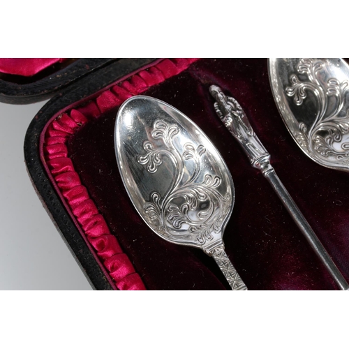 650A - Mappin & Webb silver apostle spoons, Sheffield 1918, original box with purple velvet and fuchsia... 