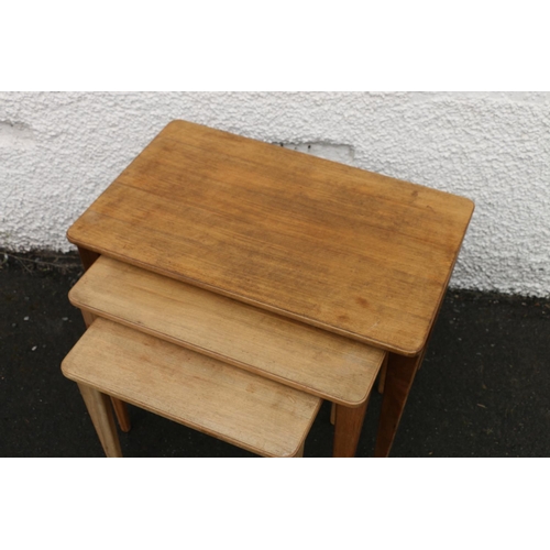 604 - Mid-20th century style teak nest of three tables by Gordon Russell of Broadway, each table with rect... 