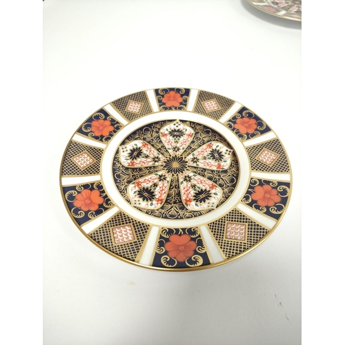 251 - Royal Crown Derby English bone china Imari shallow oval dish, No. 1128 with printed back stamp to un... 