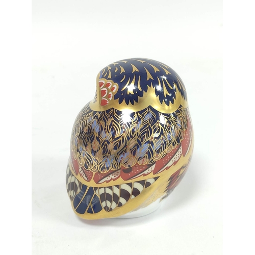 252 - Royal Crown Derby animal paperweight modelled as an owl, gold coloured stopper to underside, approxi... 