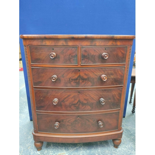 360 - Victorian mahogany bow front chest of drawers, with two short drawers above three long drawers, with... 