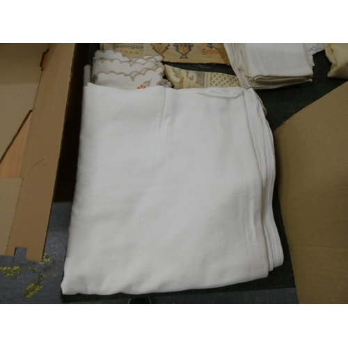 193 - Box of linen.