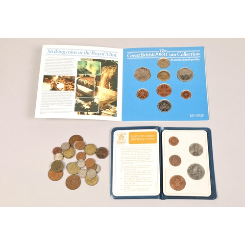 152 - A collection of various coinage to include Britain's first decimal coins, Elizabeth II crowns, a Rob... 