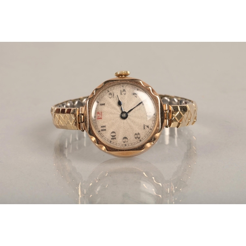 111 - 9ct gold ladies wristwatch