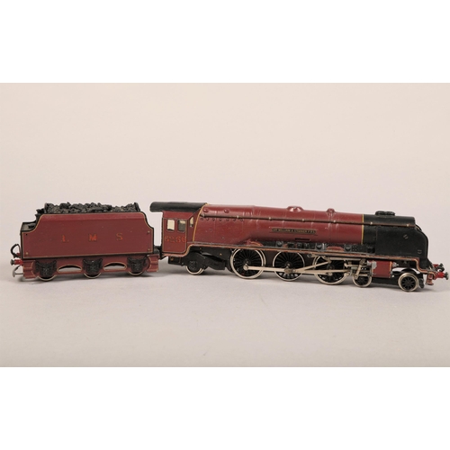 232 - A Hornby Duplo 2656 Sir William A. Stanier FRS, and three Cornish Riviera coaches