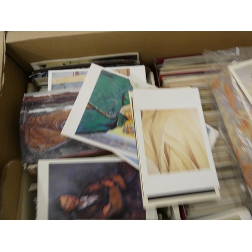 400 - Box of postcards, mainly art related.