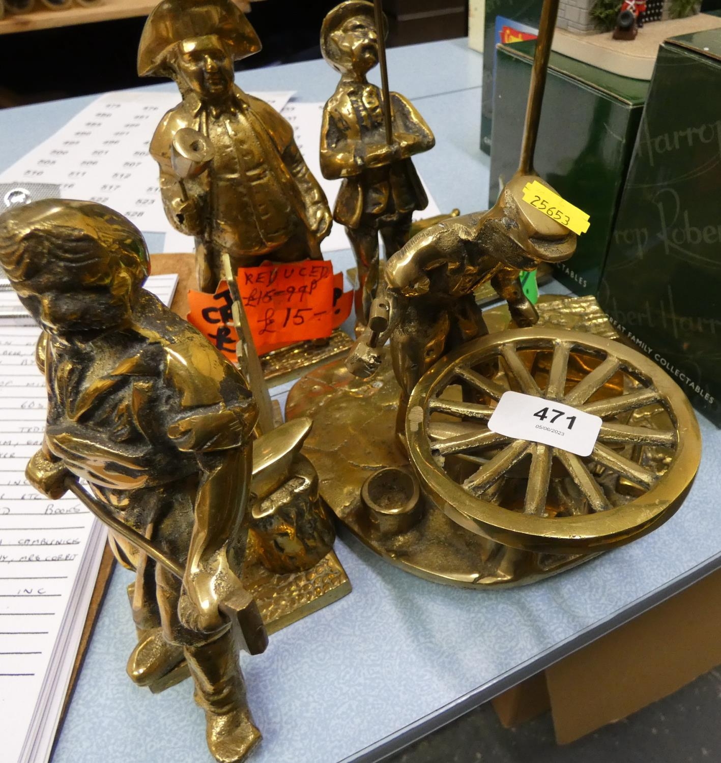 Brass Figurines & Miniatures for Sale at Auction