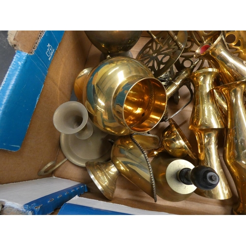 480 - Quantity of various brass ware including urn, tea pot, vases, etc.