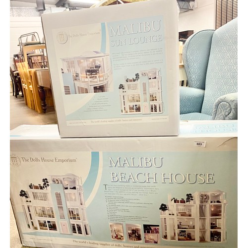 603 - Malibu dolls houses and accessories