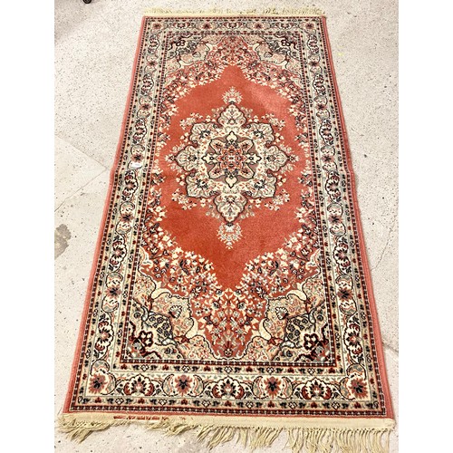 608 - Persian style rug 88 x 183 cm