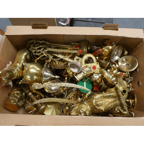 644 - Box of modern brass ware including animal figures, trivet, bell, etc.