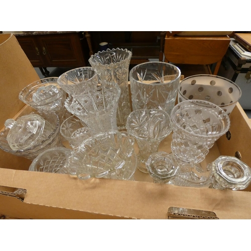 649 - Collection of cut glass vases.