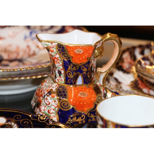 240A - Imari pattern china to include Royal Crown Derby, Wedgwood, Davenport, etc.