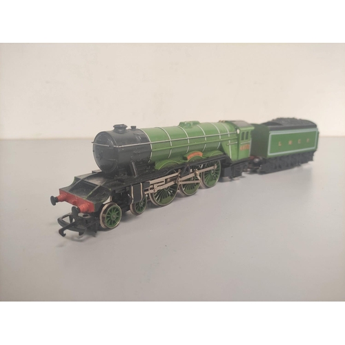 113 - Box of 00 gauge locomotives and rolling stock comprising of Tri-ang Class 4-6-2 