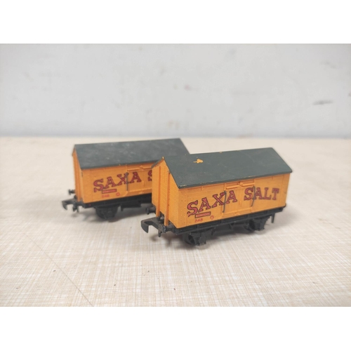 89 - Hornby Dublo 00 gauge rolling stock to include 4620 Breakdown Crane and accompanying trucks, covered... 