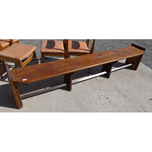 316 - Large pine bench. 243cm