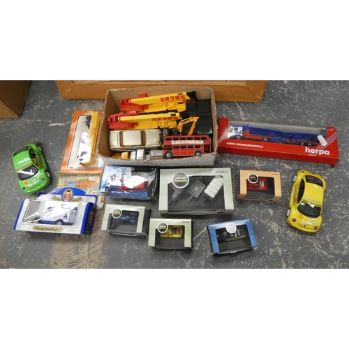 74 - Various boxed Oxford die cast model vehicles and others.