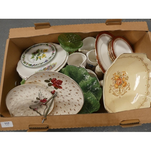 117 - Sundry dinner ware items.