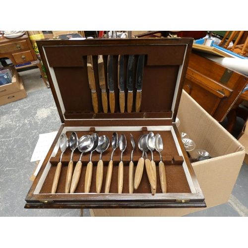 161 - Box of vintage cutlery