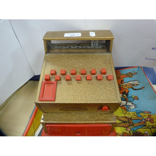 18 - Assorted children's games to include a Meccano set, Codeg cash register and other toys.
