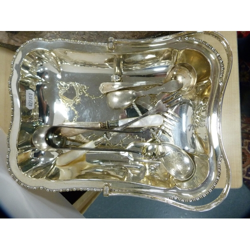 31 - Group of EP and plated wares to include an oval galleried tray, cream and sugar on stand, scalloped ... 