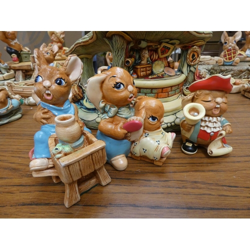 222 - Pendelfin Curiosity Shop and figures including Crocker, Daisy, Bellman, etc.