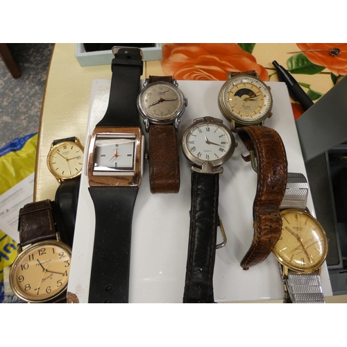 364 - Various men's fashion watches including Pulsar, Rotary, etc.