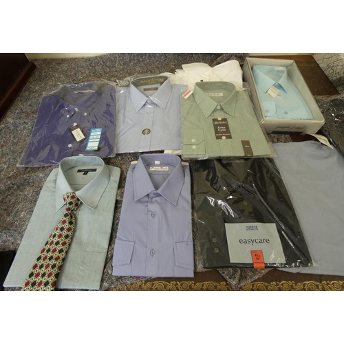 417 - Box of men's shirts, size 16