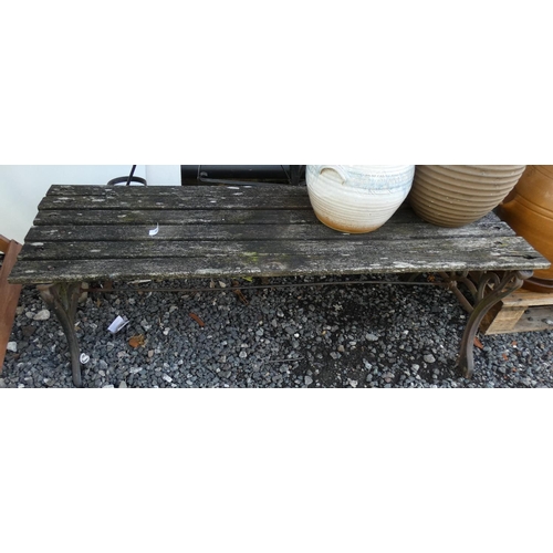 493 - Cast iron garden bench.