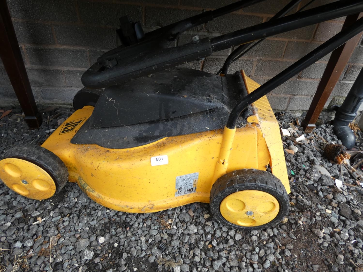 Jcb lawn outlet mower