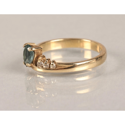 59 - Ladies 9ct gold blue and white gem set ringring size P