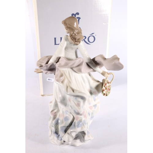 277 - Lladro figure #5895 Spring Splendour, 28cm high, in original box.