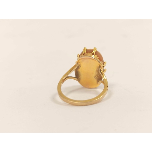 56 - Two cameo rings, in 9ct gold, 8.4g gross.