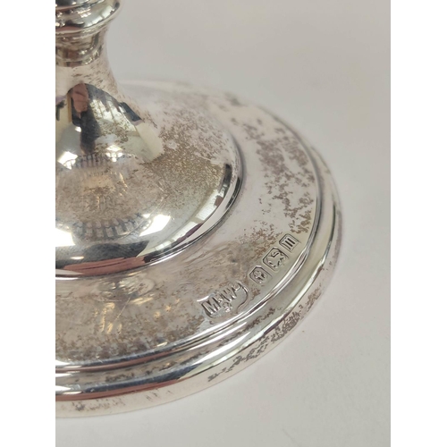 68 - Silver pierced sweetmeat tazza, on slender foot, by Mappin & Webb, Birmingham 1913, 110g.