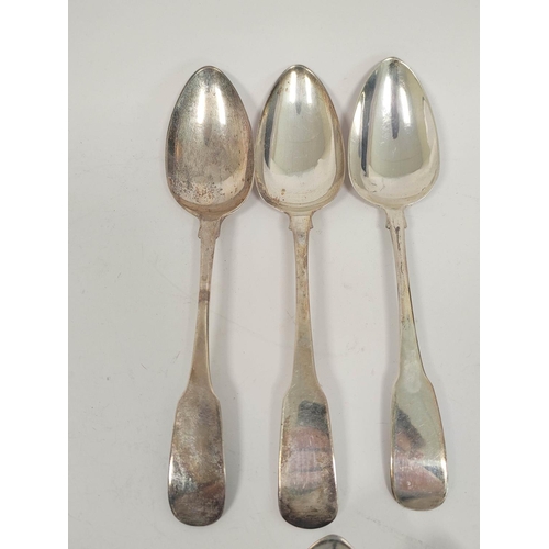 81 - Set of six Irish silver tablespoons, fiddle pattern, makers T & W for West Dublin 1808, 370g/11½... 