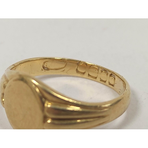 131 - 18ct gold gem ring and a similar signet ring, 5.4g.  (2).