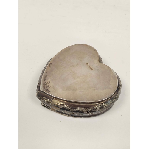 144 - Continental silver bijouterie box of heart shape with glazed lid, import marks, 1896, 284g gross.