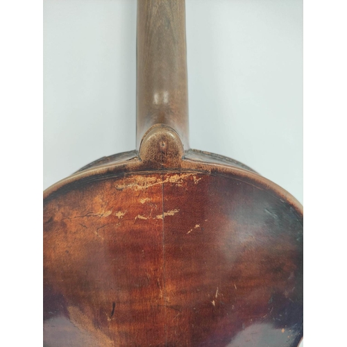 353 - Victorian 4/4 size violin, likely of Saxony origin, with spruce top and two piece maple back, in fit... 