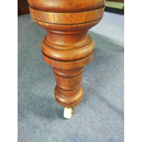 370 - Victorian mahogany extending dining table, the D-end table with three additional leaves, on turned b... 