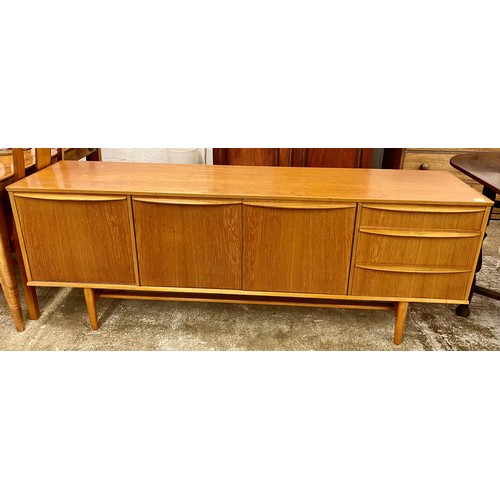 587 - Mid century blonde sideboard 198 x 46 x 75 cm