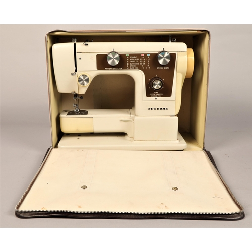 522 - 'New Home' electric sewing machine in case