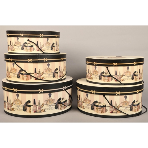 602 - Stack of hat boxes (5)