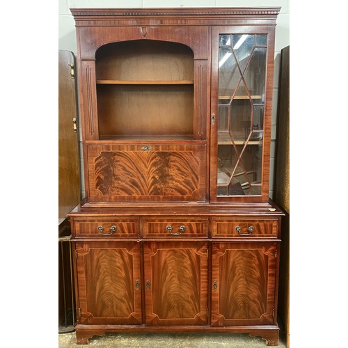 618 - Dresser with drinks cabinet 