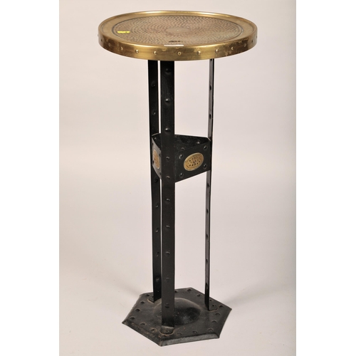 552 - Metal art deco style plant stand, 70 cm